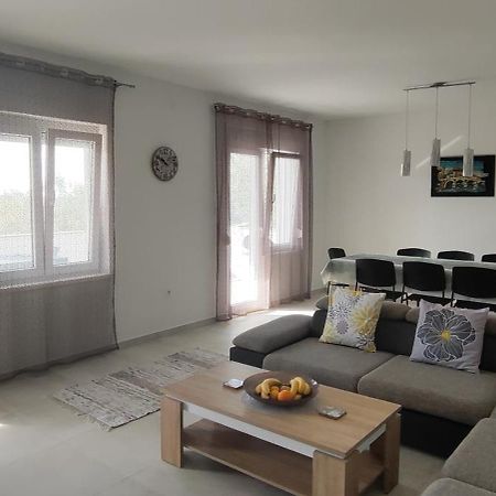 Apartman Emily, 6 Plus 2 Guests, Newly Refurbished Pula Ngoại thất bức ảnh